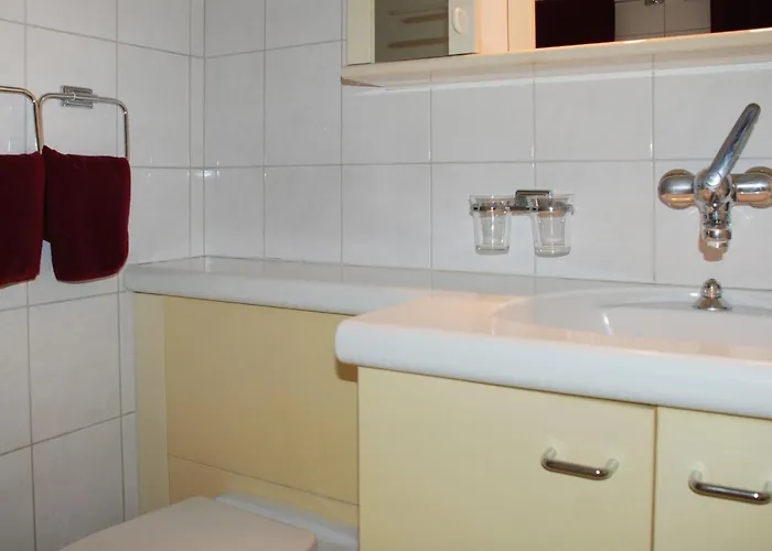 Large Suite-20 By Interhome * אסקונה